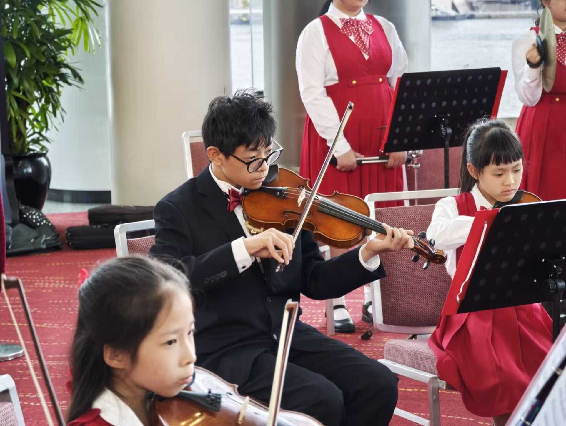 UCESR 聯合華人企業社會責任慈善基金